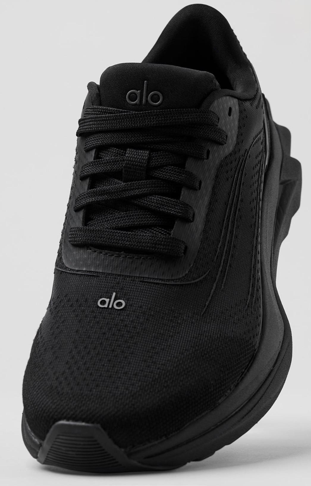 ALO Runner Shoes Full Black